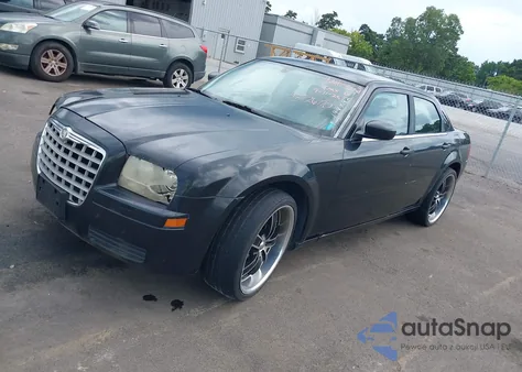 2006 Chrysler 300 z USA, uszkodzony, nr VIN 2C3KA43R46H198842